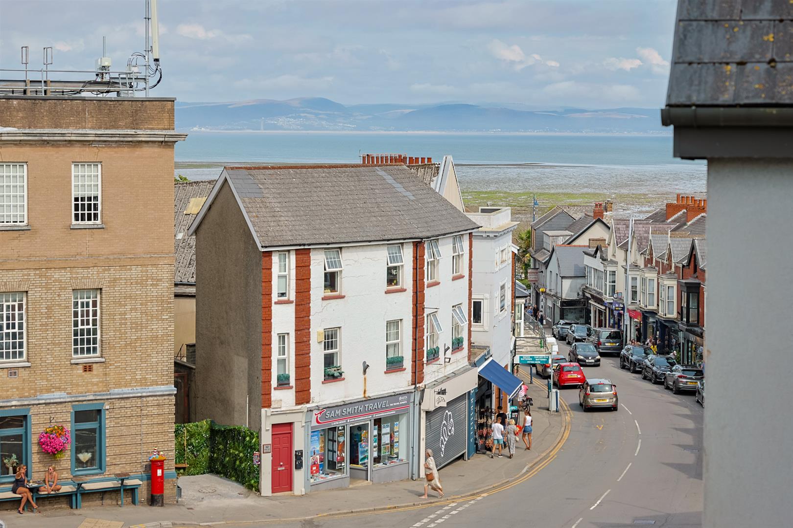 Apartment 6, Oyster Court, Newton Road, Mumbles, Swansea, SA3 4BD